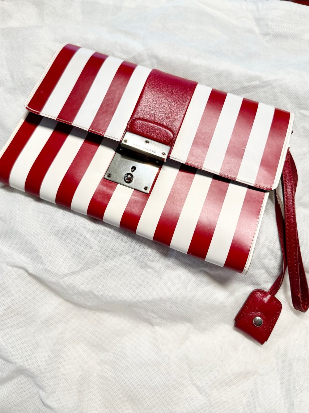 Marc Jacobs Isobel Runway Red White Striped Leather Push Lock Clutch Bag Vintage